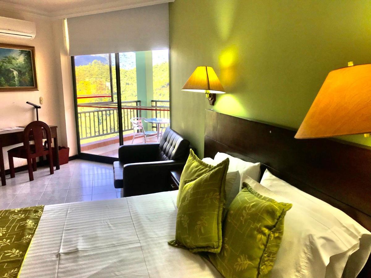 Casa Morales Hotel Internacional Y Centro De Convenciones Ibagué Dış mekan fotoğraf