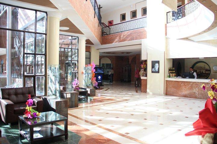 Casa Morales Hotel Internacional Y Centro De Convenciones Ibagué Dış mekan fotoğraf Lobby